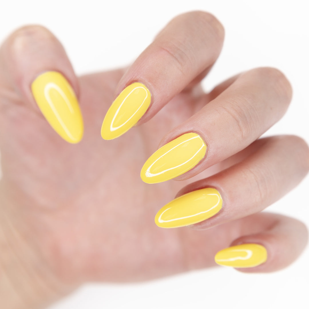 Gelousy Pollen Gel Nail Polish - Lifestyle Nail Image