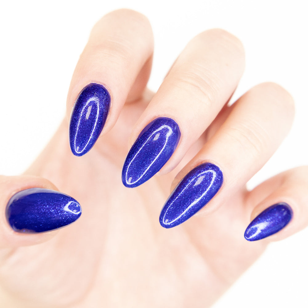 Gelousy Serenity Gel Polish - Blue Glitter Lifestyle Nail Image